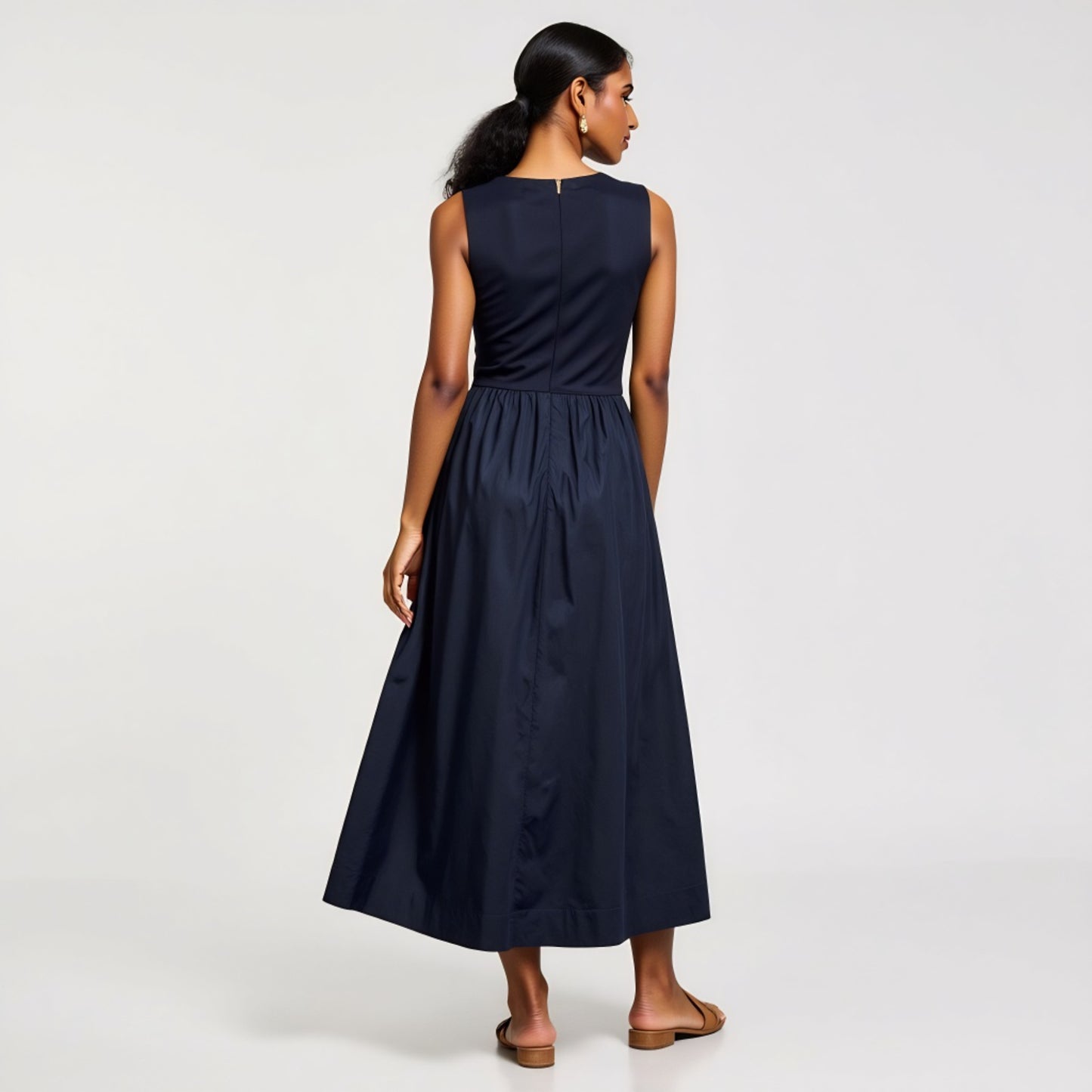 Sleeveless Fit-and-Flare Maxi Dress with Seam Waist and Side Pockets