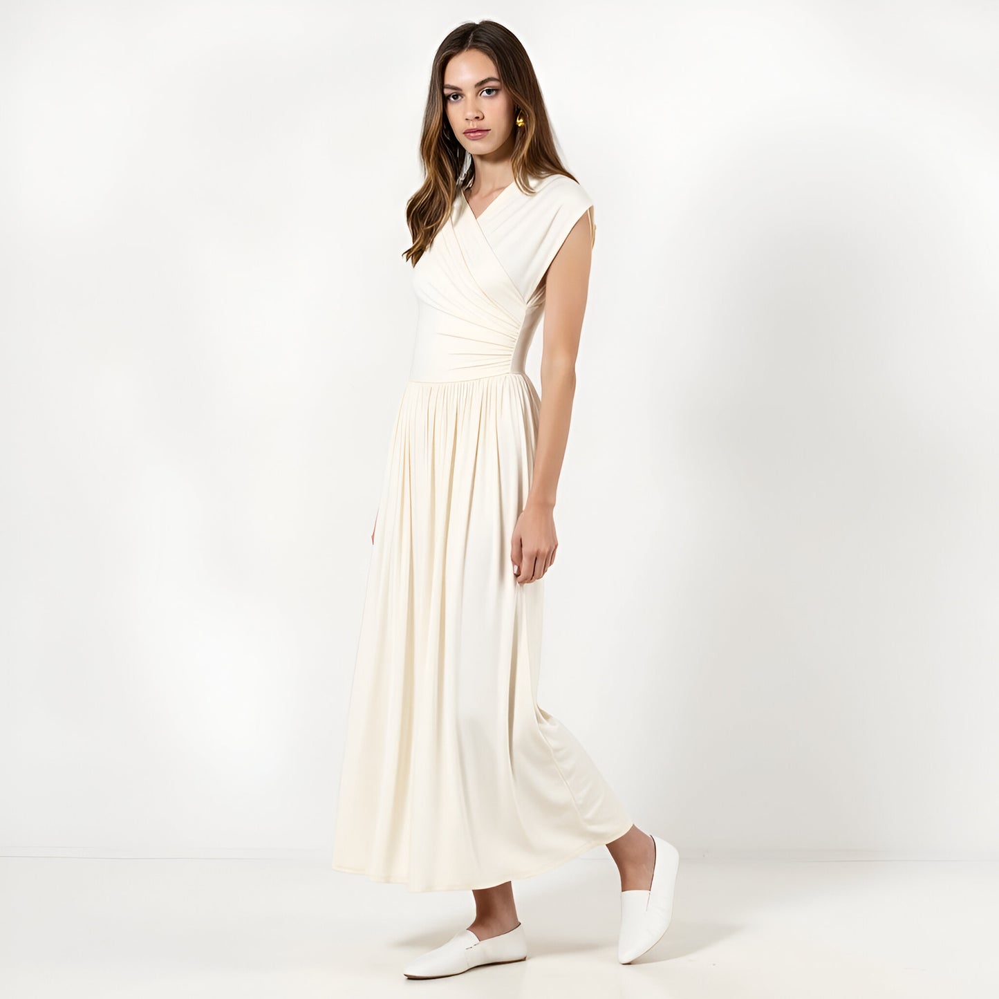 Sleeveless Faux Wrap Maxi Dress with Shirred Waist and Flowy Skirt