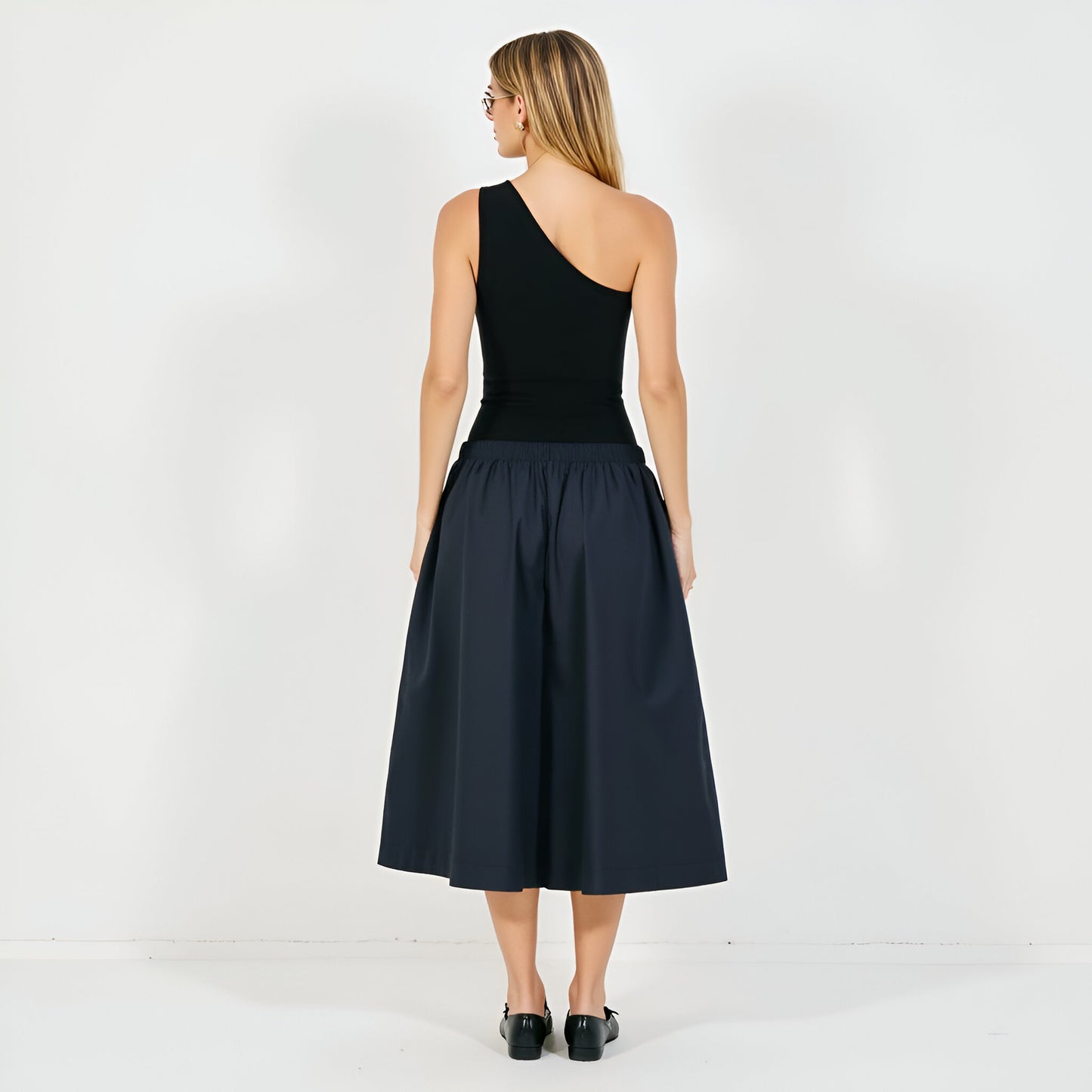 One-Shoulder Midi Dress with Fitted Bodice and Gathered Skirt