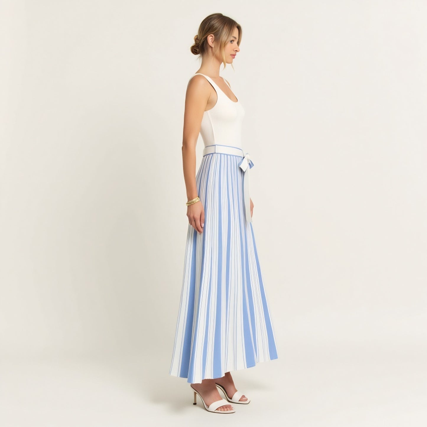 Sleeveless Striped Maxi Dress with Scoop Neck and Waist Tie