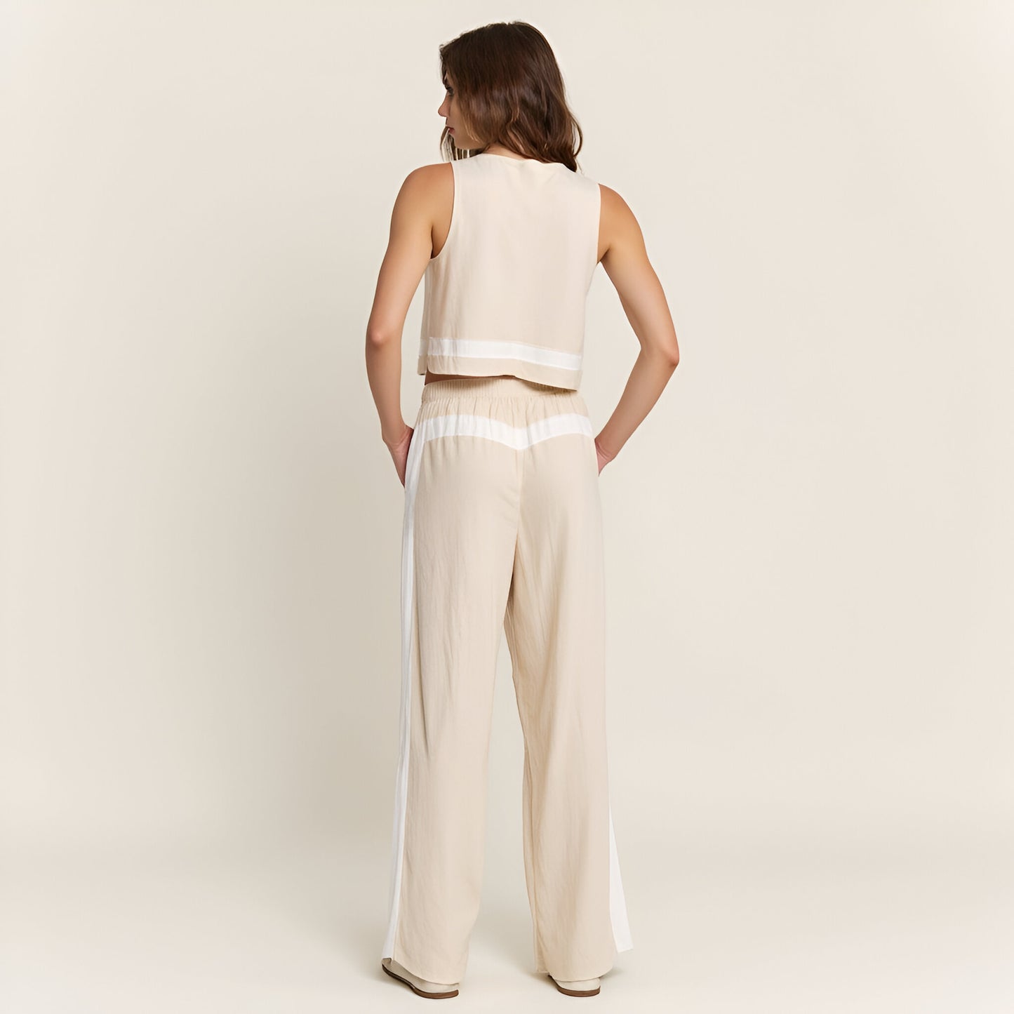 Sleeveless Tie-Front Crop Top and Wide-Leg Pant Set with Contrast Trim