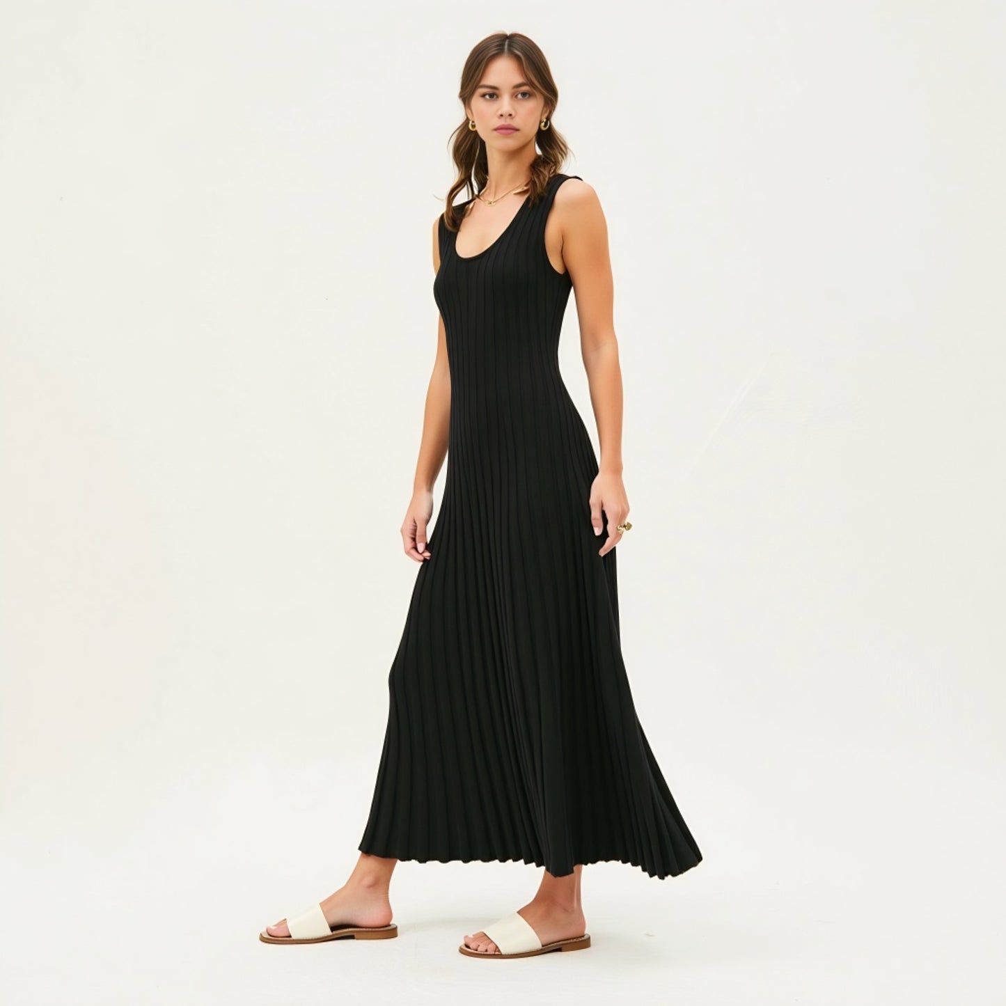 Sleeveless Ribbed Knit Scoop Neck Maxi Dress with Pleated Skirt