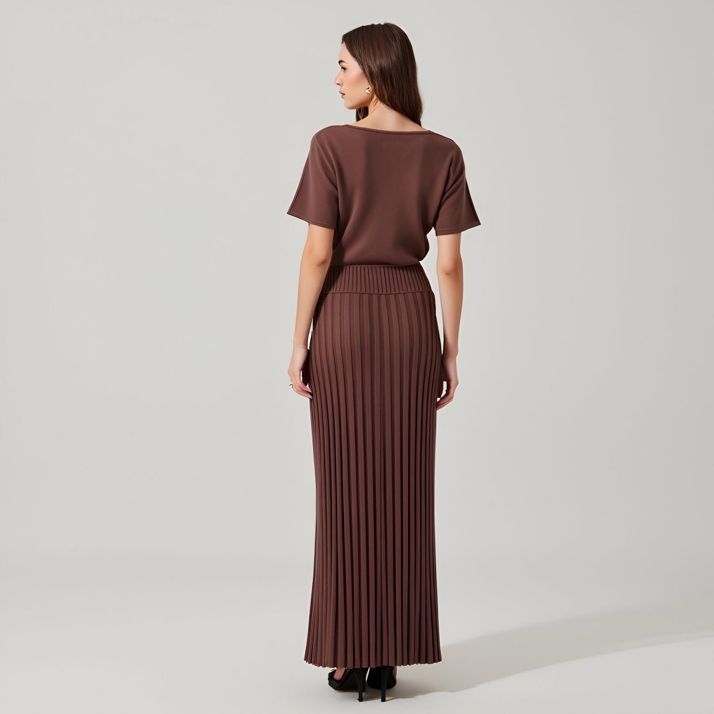Knit Pleated Maxi Dress with Round Neckline, Short Sleeves and Belt Tie