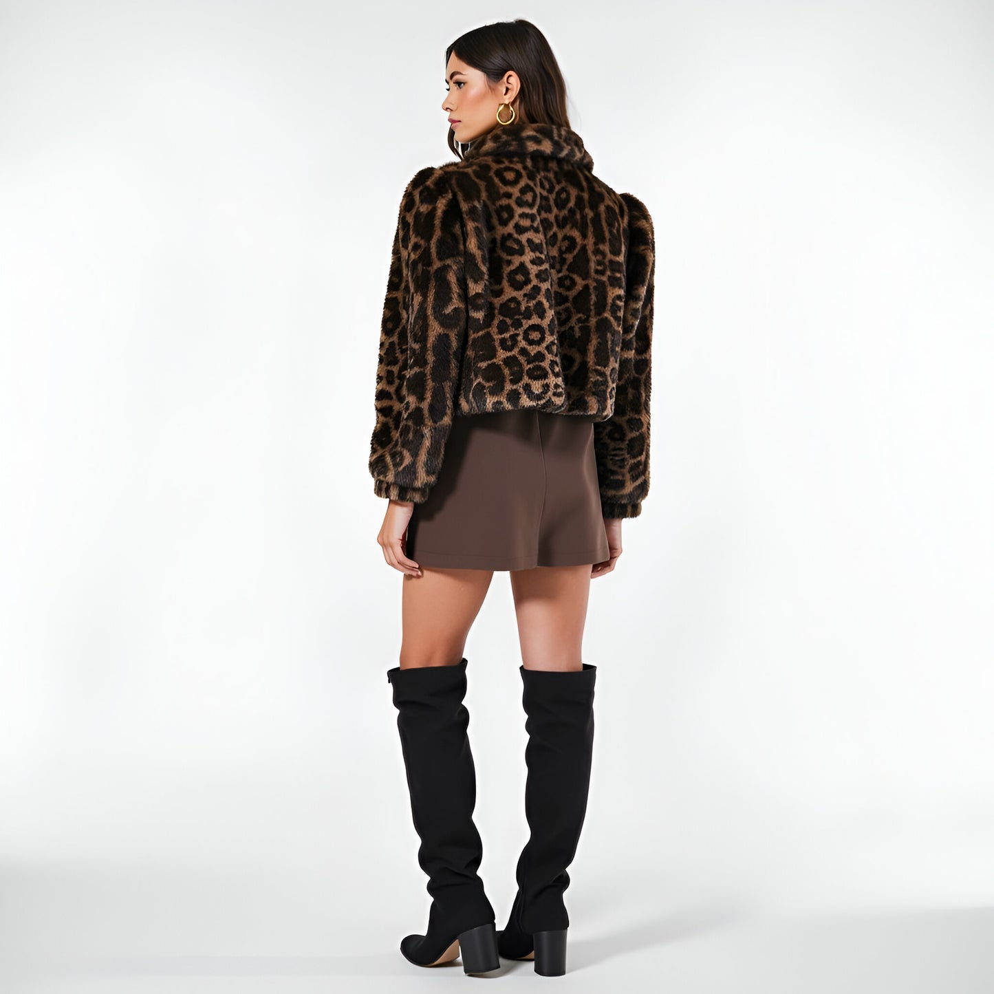 Leopard Print Faux Fur Jacket with Wide Collar and Puff Shoulders