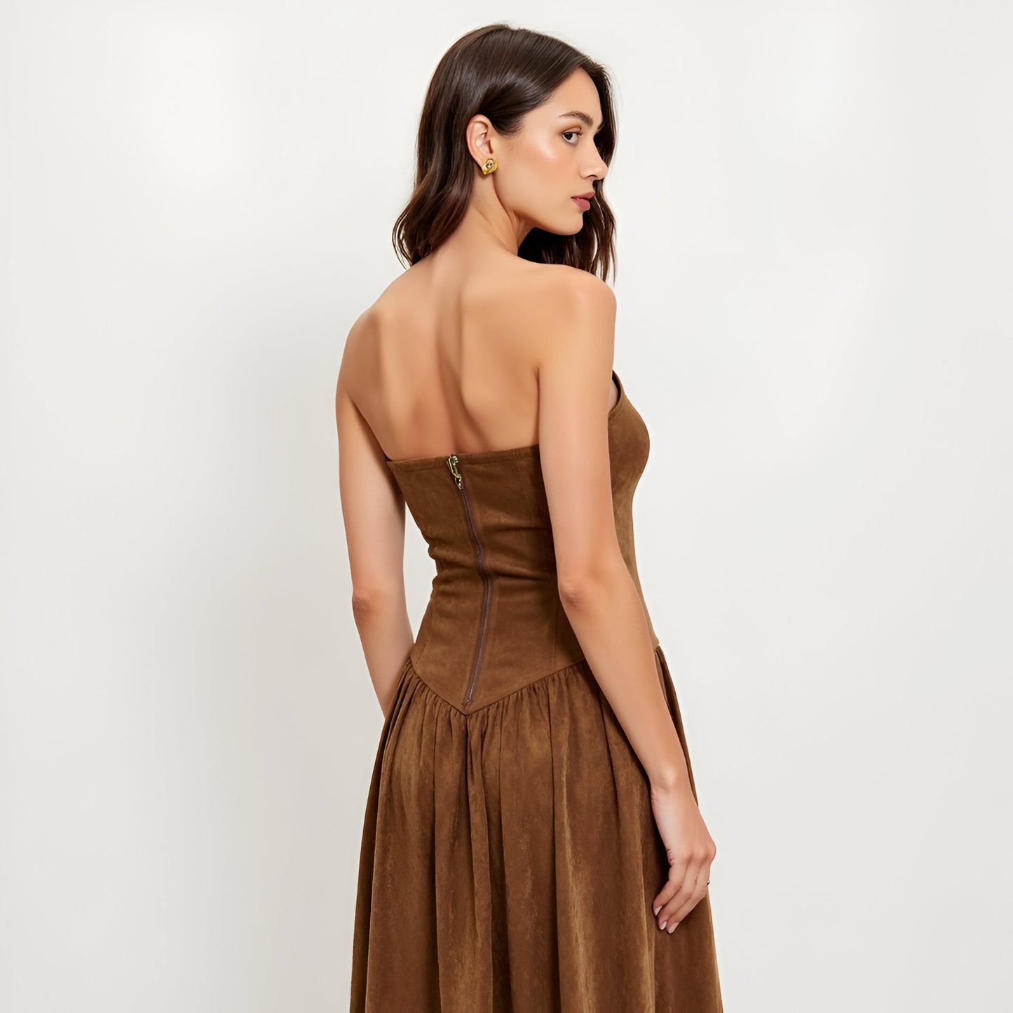 Strapless Midi Dress with Fitted Bodice and Flared Skirt