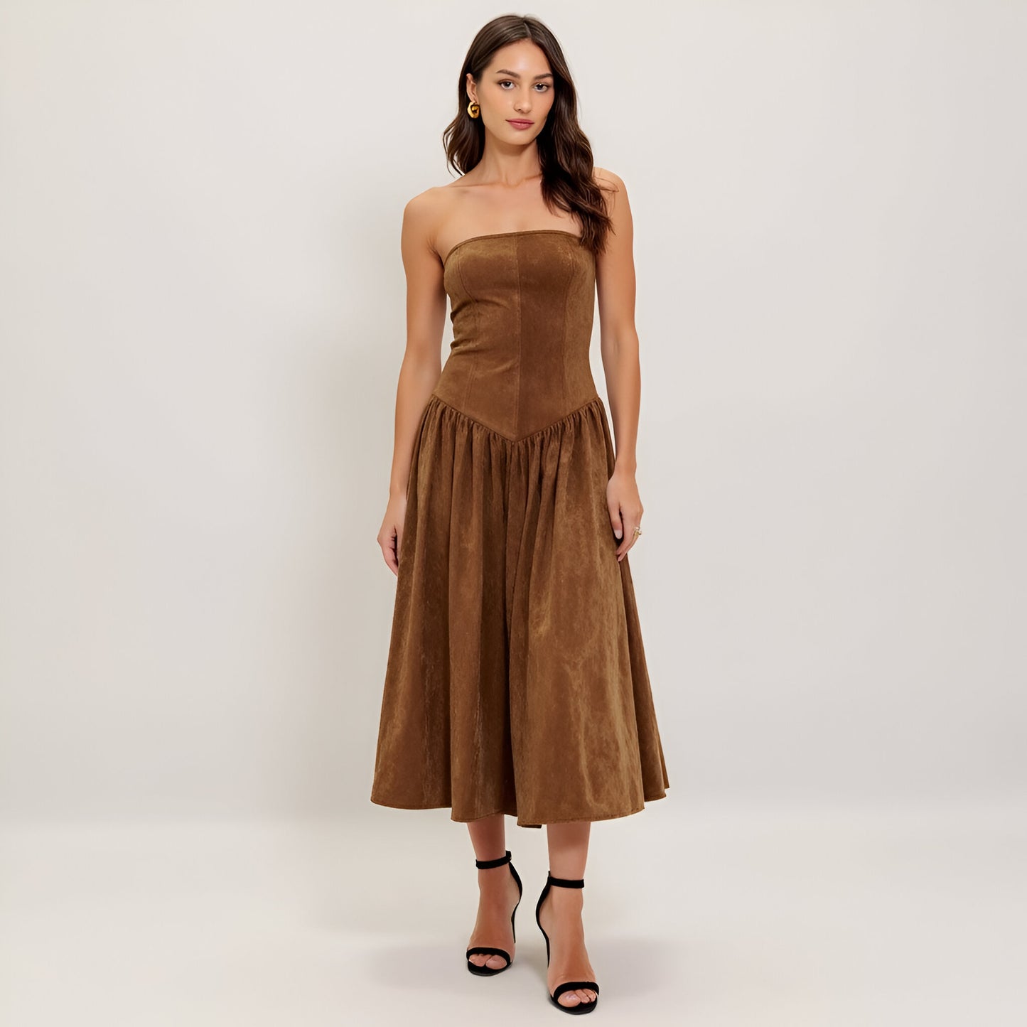 Strapless Midi Dress with Fitted Bodice and Flared Skirt