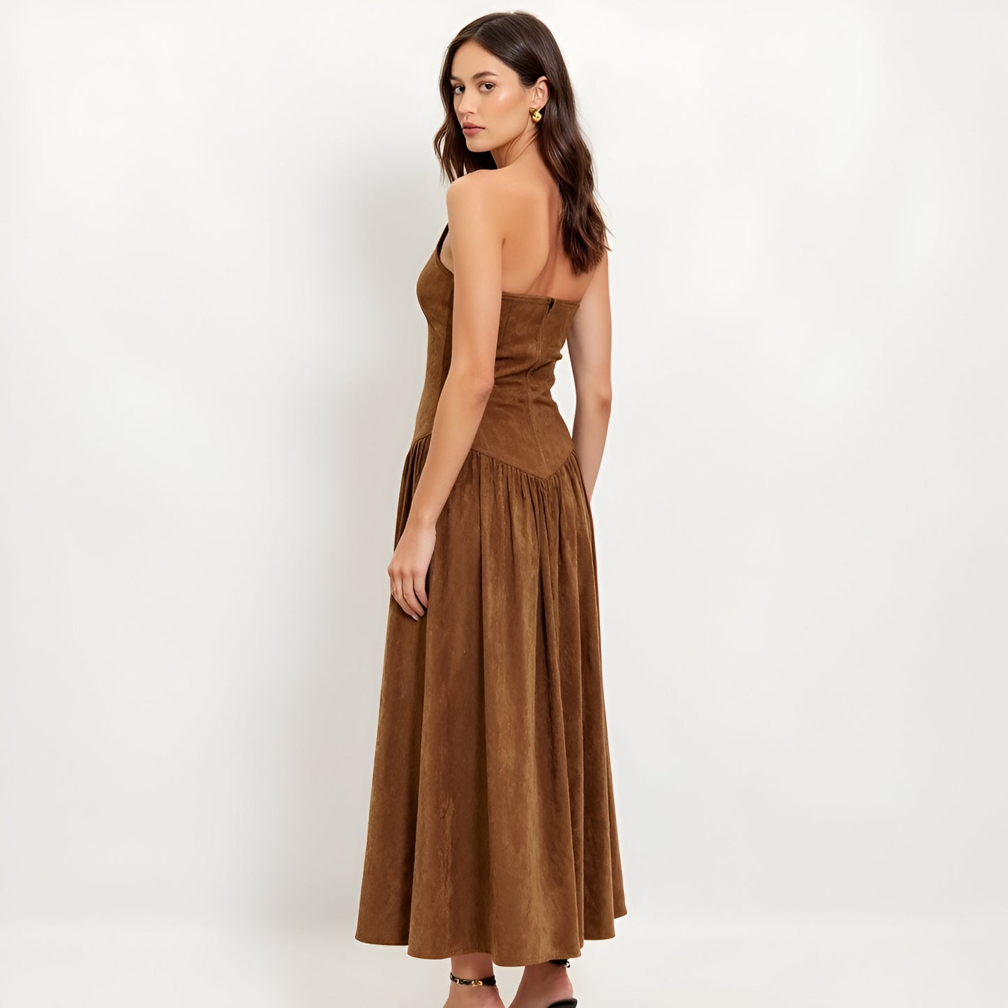 Strapless Midi Dress with Fitted Bodice and Flared Skirt