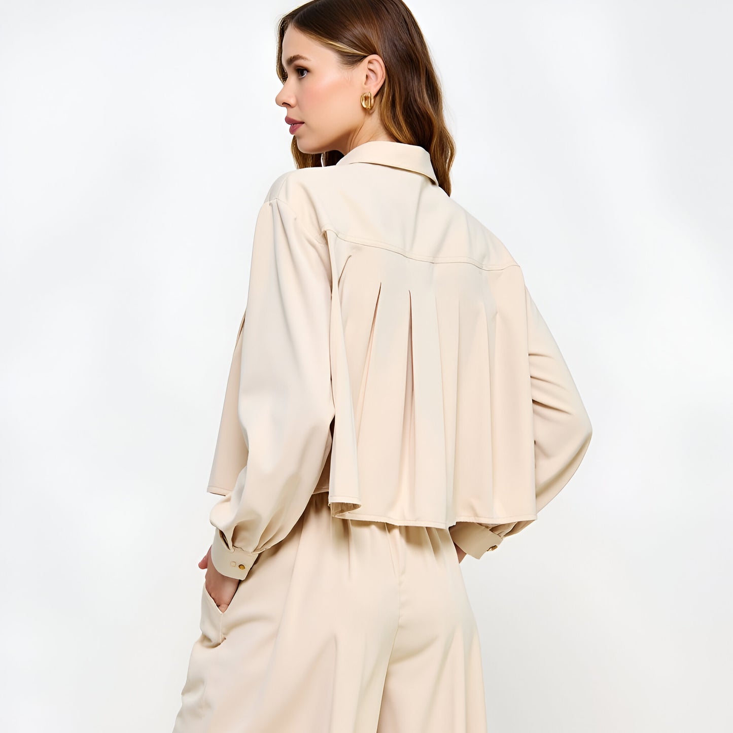 Button-Front Collared Blouse with Boxy Silhouette and Long Cuffed Sleeves