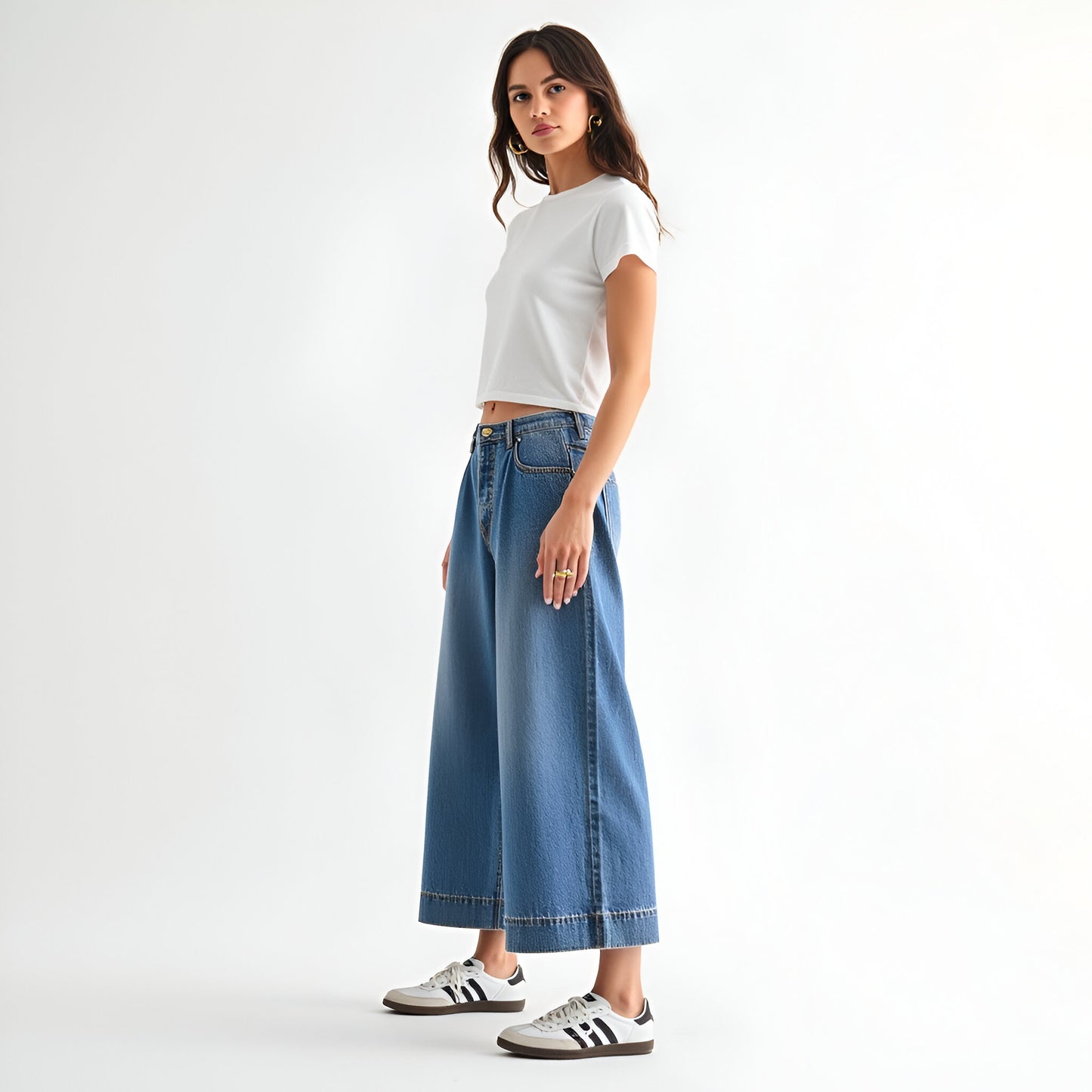 Wide Leg Cropped Denim Pants with High Waist and Cuffed Hem