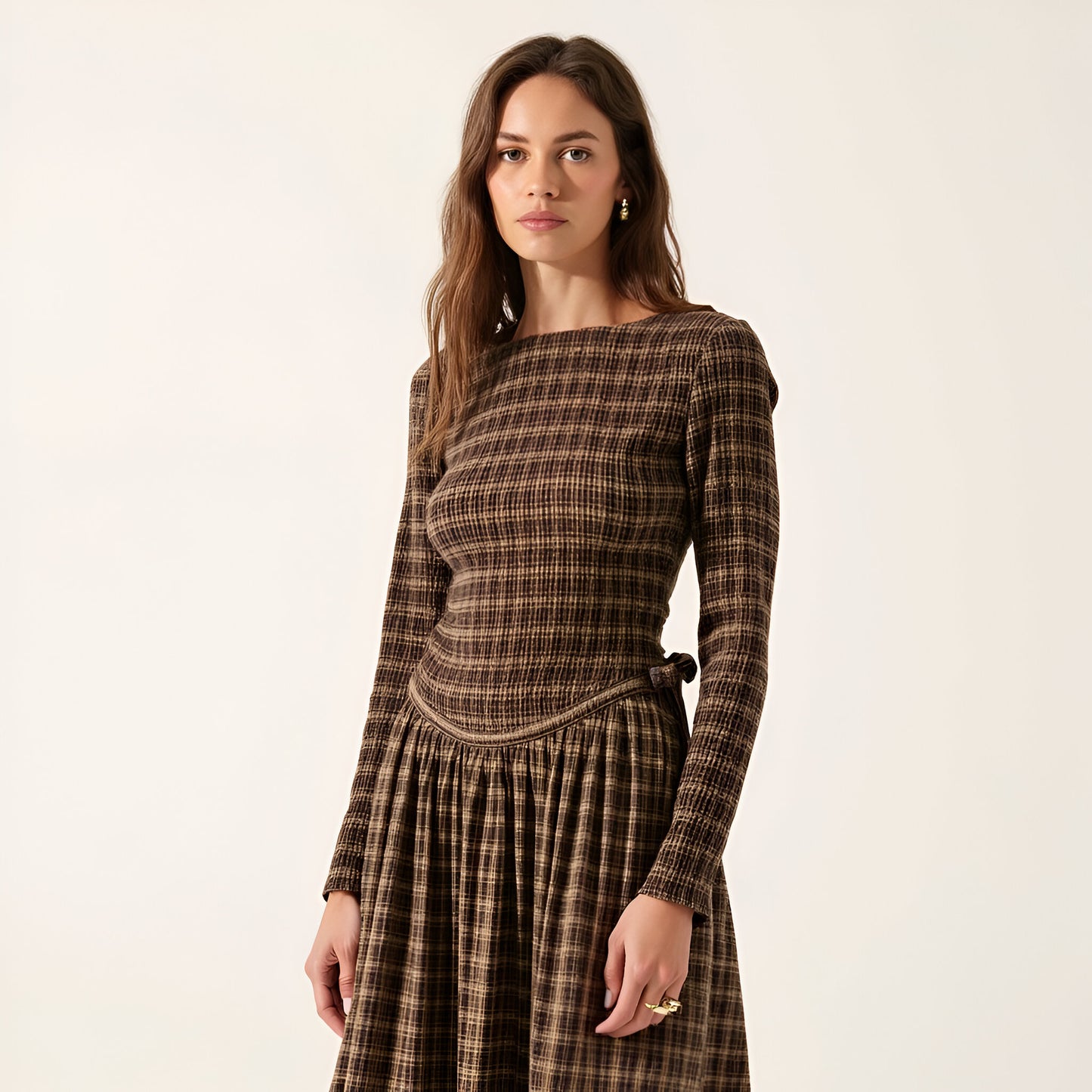 Plaid Long Sleeve Midi Dress with Fitted Bodice and Gathered Skirt