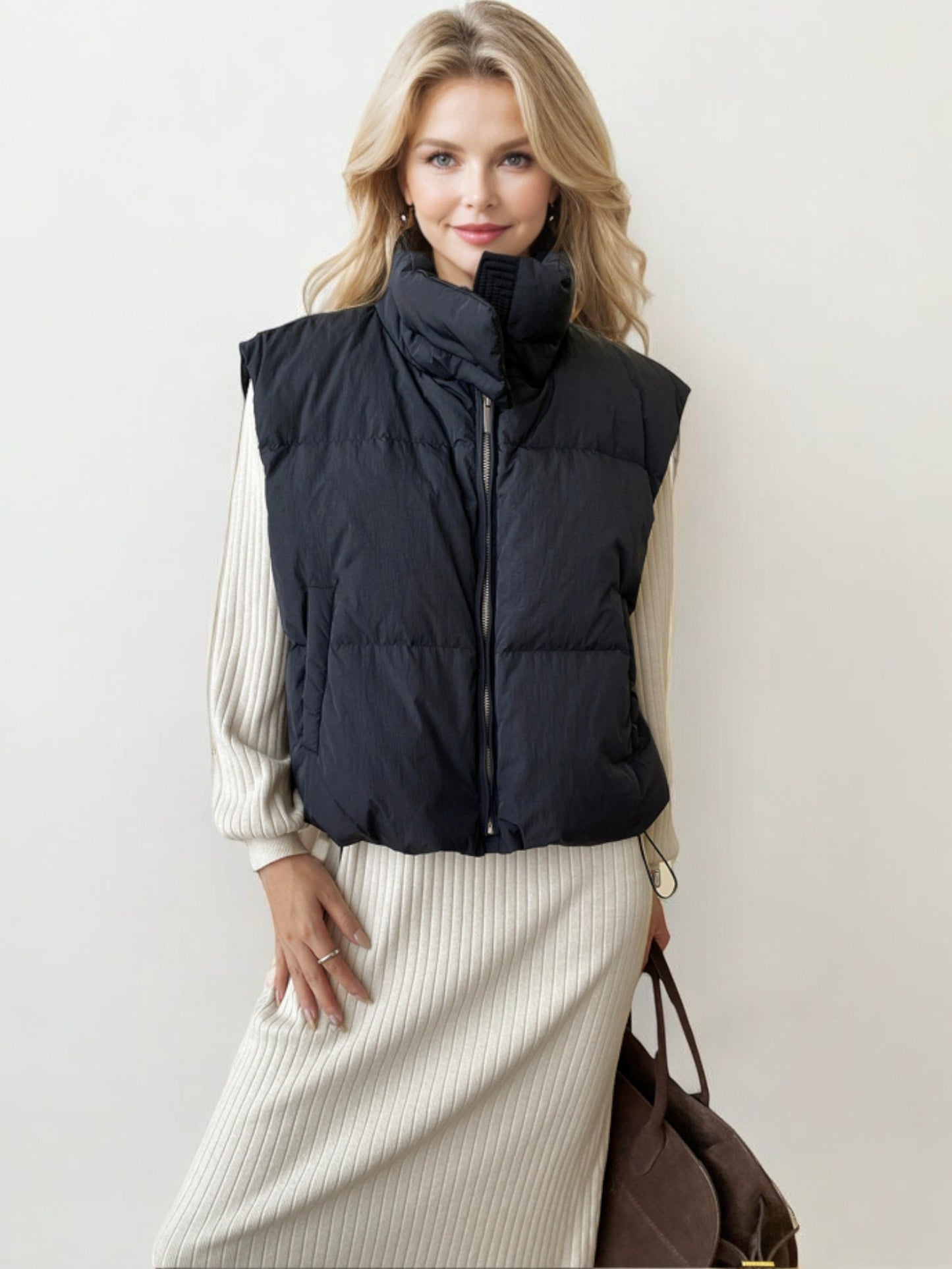 Oversized Puffer Vest with High Collar and Zipper Closure