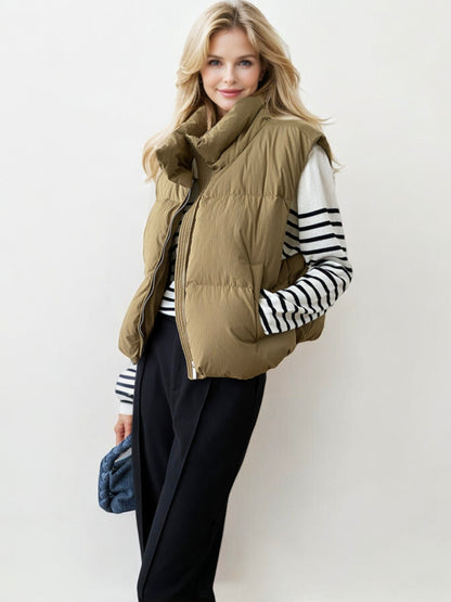 Oversized Puffer Vest with High Collar and Zipper Closure