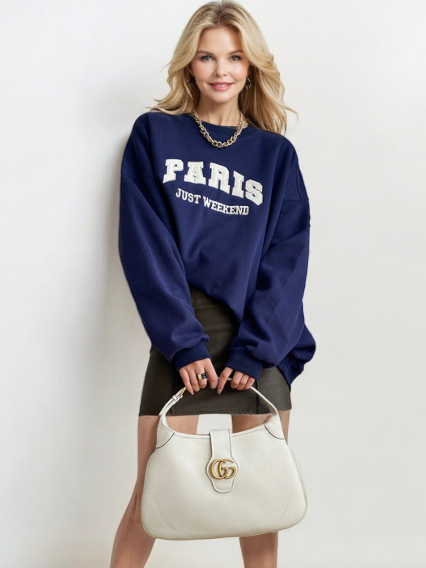 Oversized "Paris Just Weekend" Graphic Sweatshirt with Ribbed Cuffs