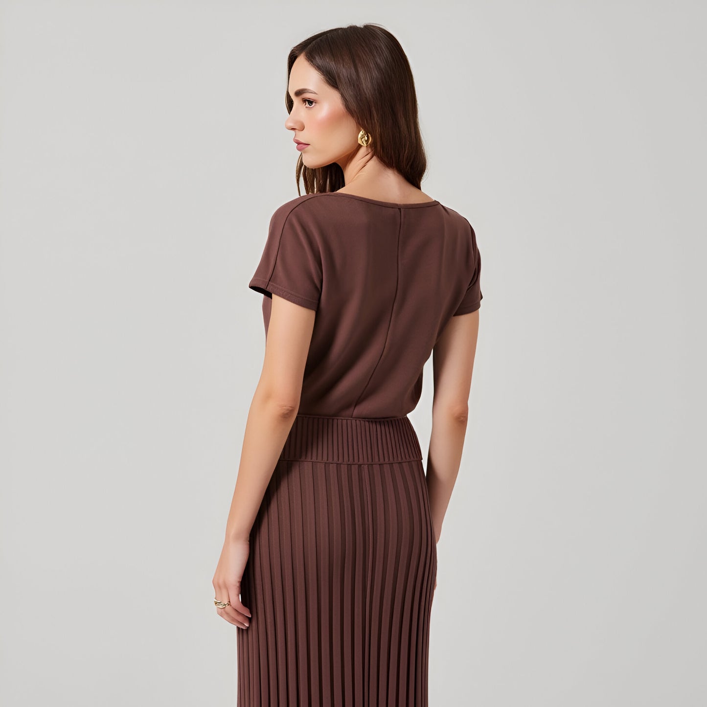 Knit Pleated Maxi Dress with Round Neckline, Short Sleeves and Belt Tie