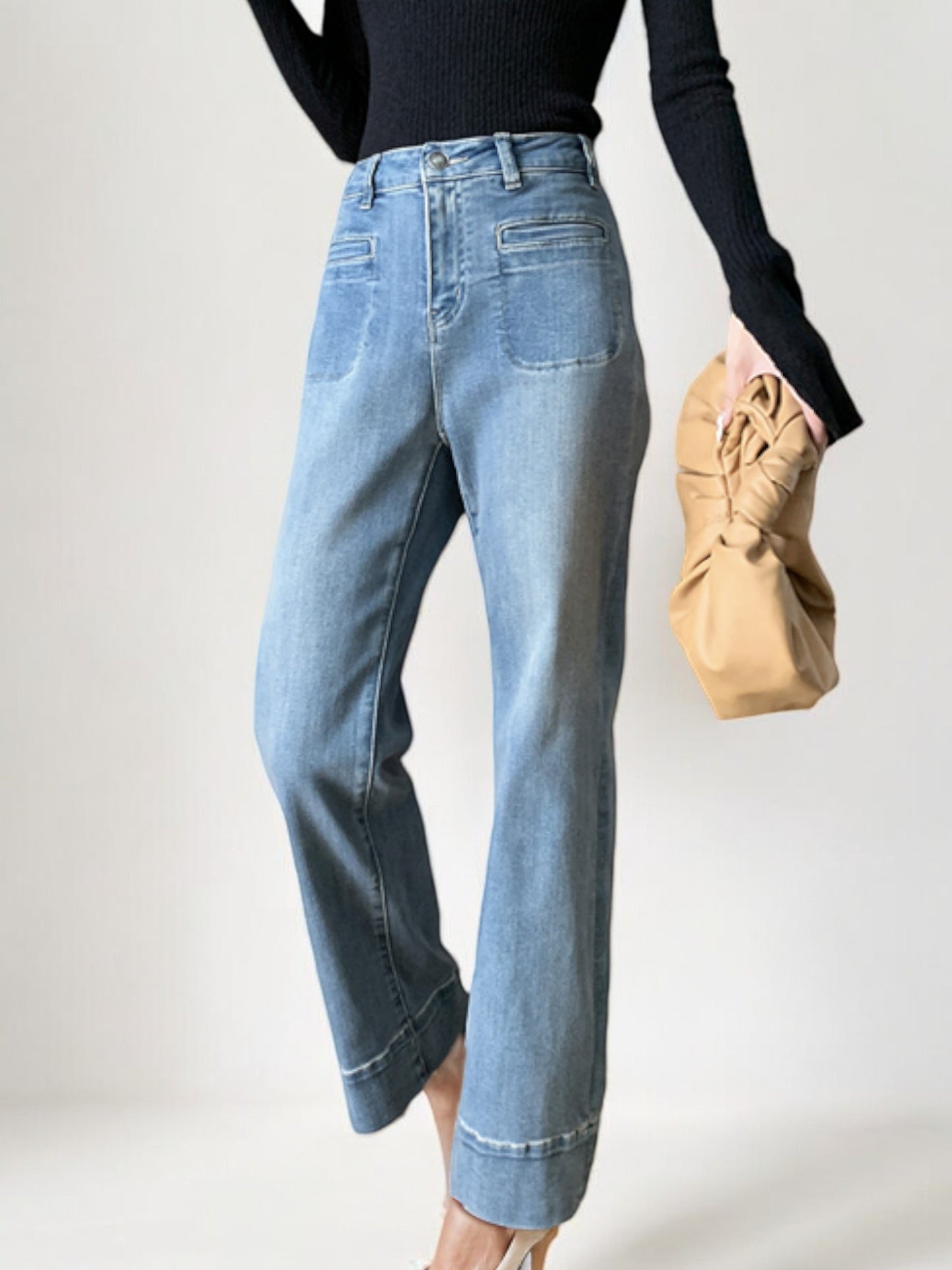 High-Waisted Wide-Leg Denim Jeans with Front Stitch Detailing and Back Pockets