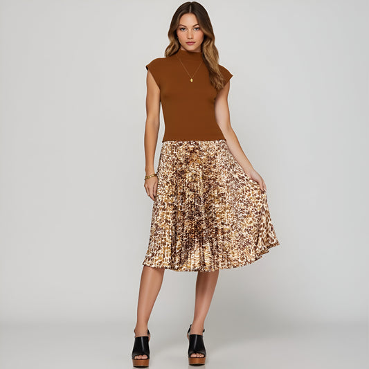 Animal Print Pleated Midi Dress with Fitted Bodice and Flowing Skirt