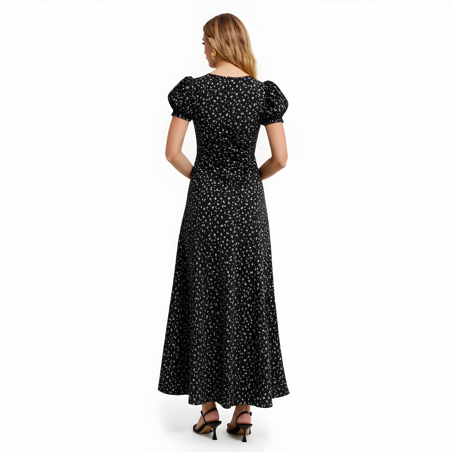 Floral Print Maxi Dress with Puff Sleeves and Flattering V-Neckline