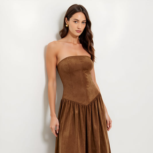 Strapless Midi Dress with Fitted Bodice and Flared Skirt