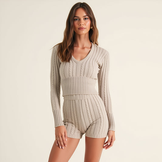 Cable Knit Cropped Hoodie with V-Neckline and Ribbed Hem